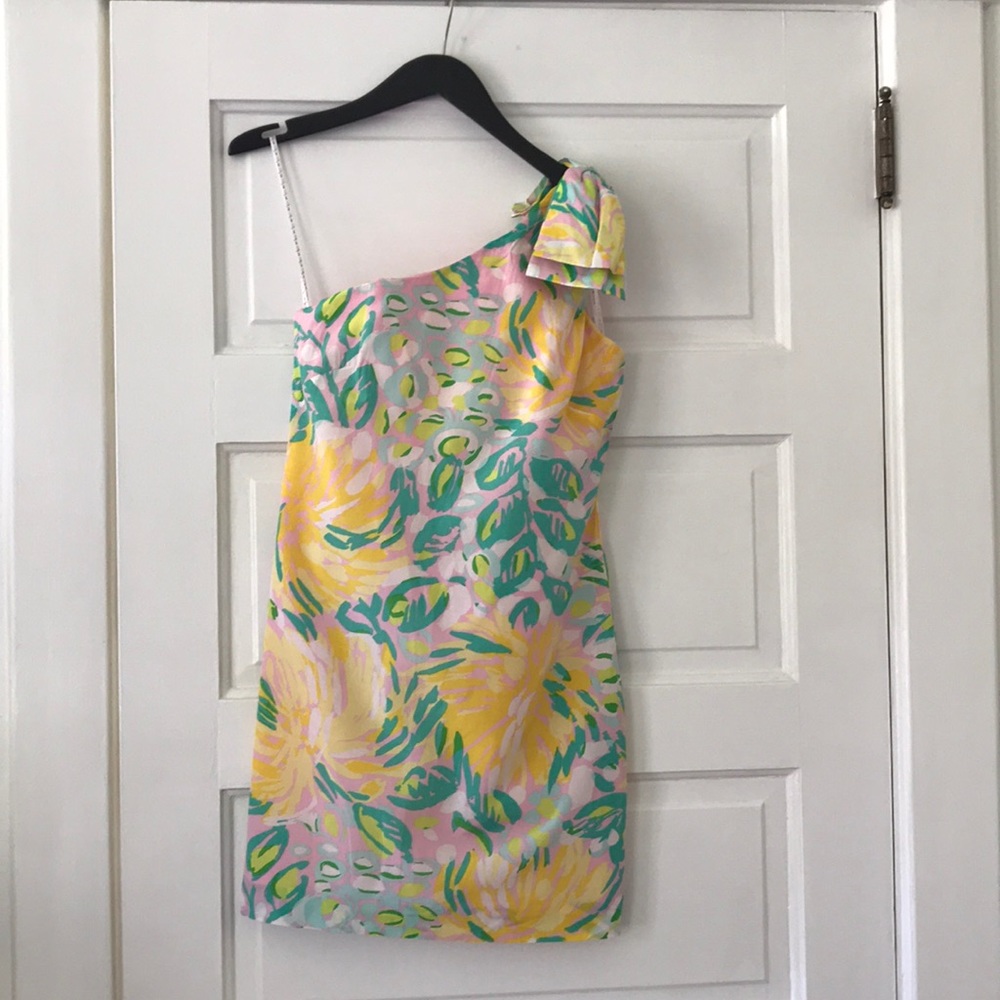 Lilly Pulitzer one shoulder bow dress